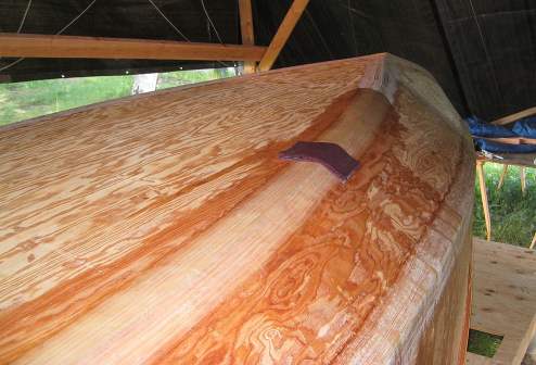 Preparing the seams for more fiberglass