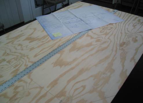 Drawing the lines to Bulkhead 17 and the Transom