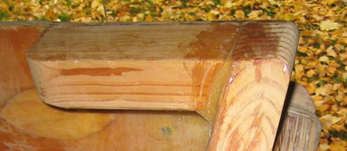 The block is properly bedded in epoxy and wood flour