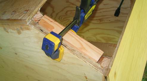 Bilge transom frame being positioned