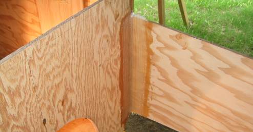 Fiberglass tab side to front of Bulkhead 4