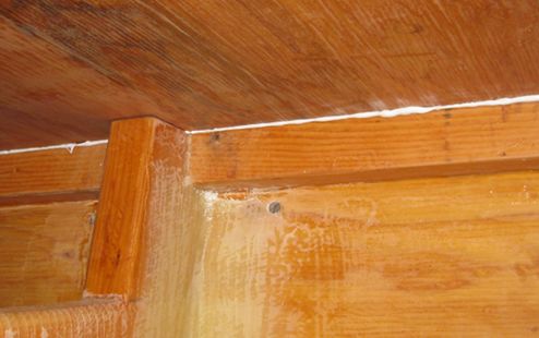 The re-bedded plate is screwed and caulked all around