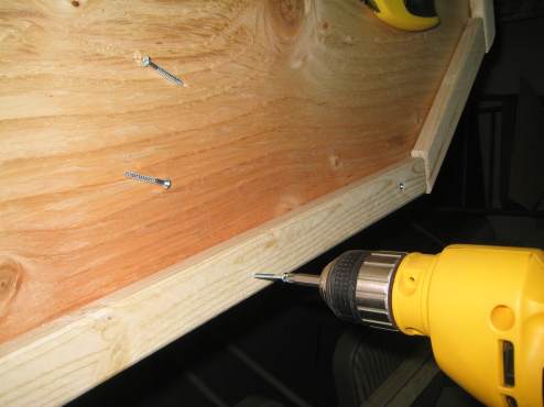 Screwing glued edge cleat to Temp Form 14